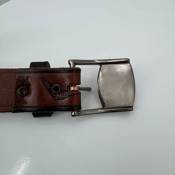 Australia Men's belt 42 brown tooled leather kangaroo copper tone buckle AU map - Picture 5 of 7